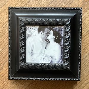 NIB Epoch Arts Morpheus Black Photo Box with 15 5x7” mats